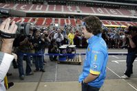 X BCN ALONSO CON PUBLICO003.jpg