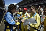 X BCN ALONSO FIRMA AUTOGRAFOS EN MONTMELO.jpg