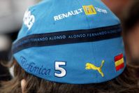 Alonso_gorra5_050305_10.jpg