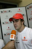 10BAHREIN120407_G.jpg